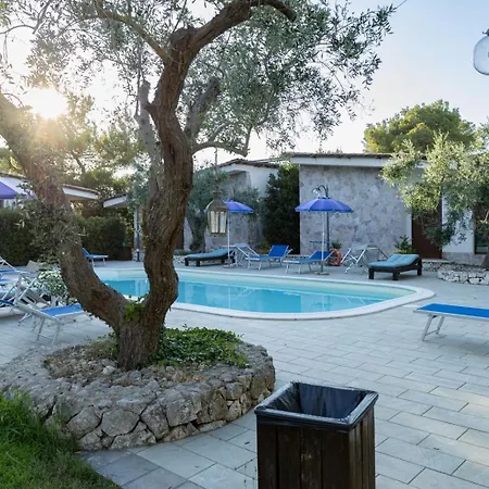 Tenuta Le Crie 3* Μάλιε